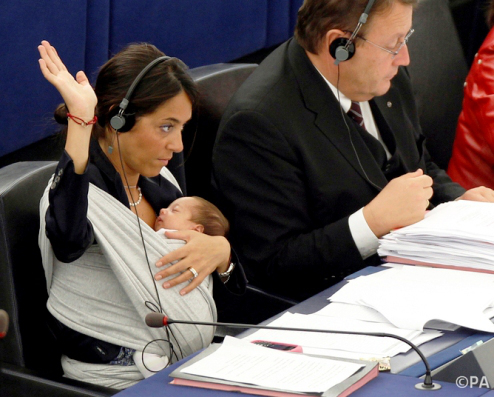 Image linked from http://tinyurl.com/jpr22dr Breastfeeding in the European Parliament